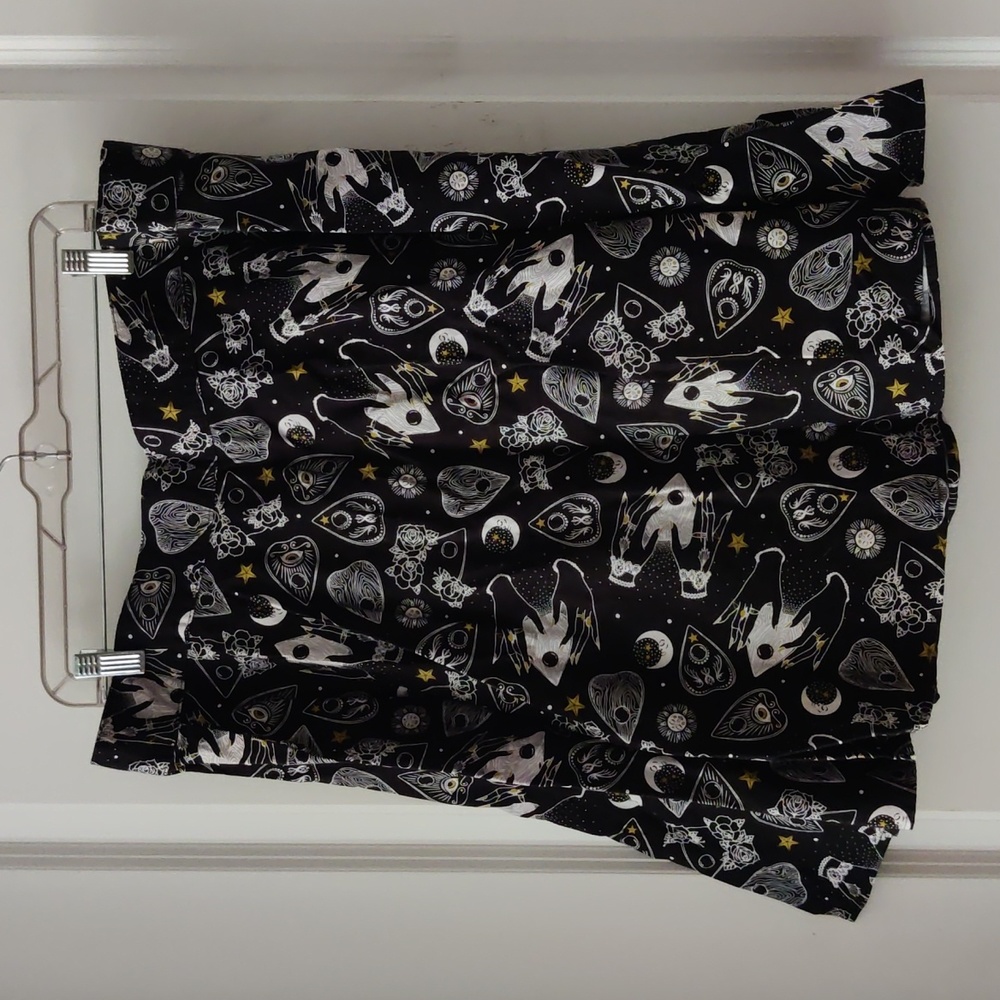 EUC Retrolicious Ouija Board Skirt, Size 2X